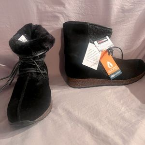 Brand new Sporto winter boots